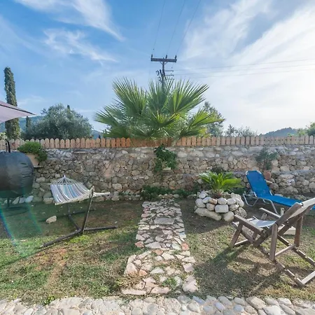 ヴィラ Stelios Stone House Sinarades Kouramádes