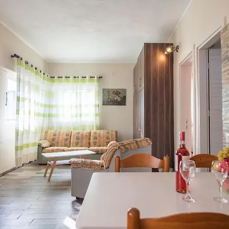 Vila Stelios Stone House Sinarades