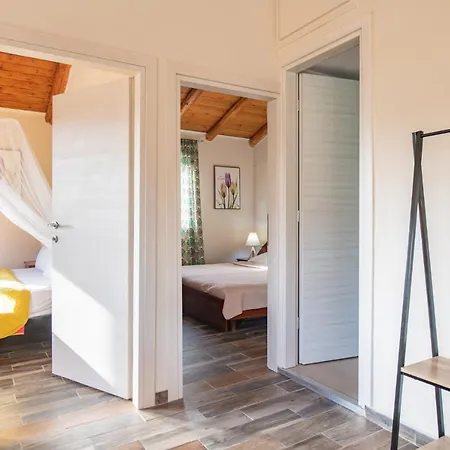 Stelios Stone House Sinarades Vila