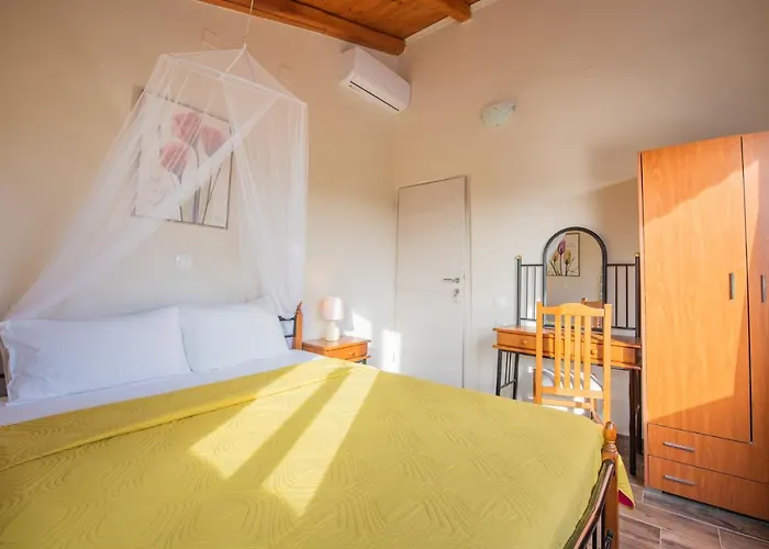 Villa Stelios Stone House Sinarades *