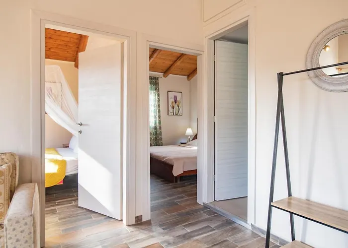 Stelios Stone House Sinarades Villa