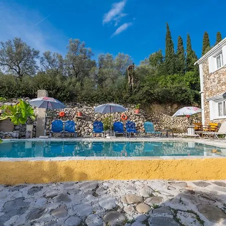 Stelios Stone House Sinarades *